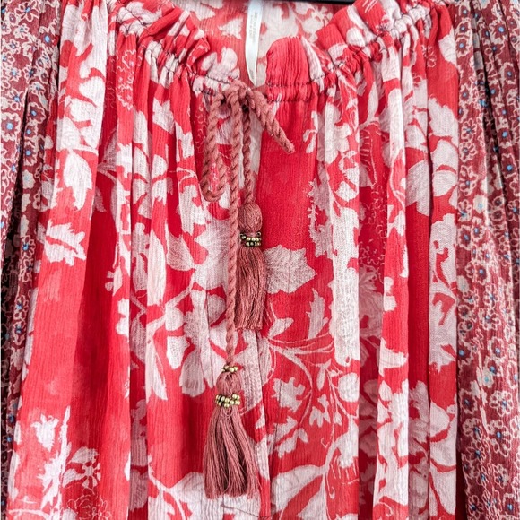 Free People Hendrix Red Floral Boho Peasant Tasseled Blouse Size XS - Picture 5 of 11